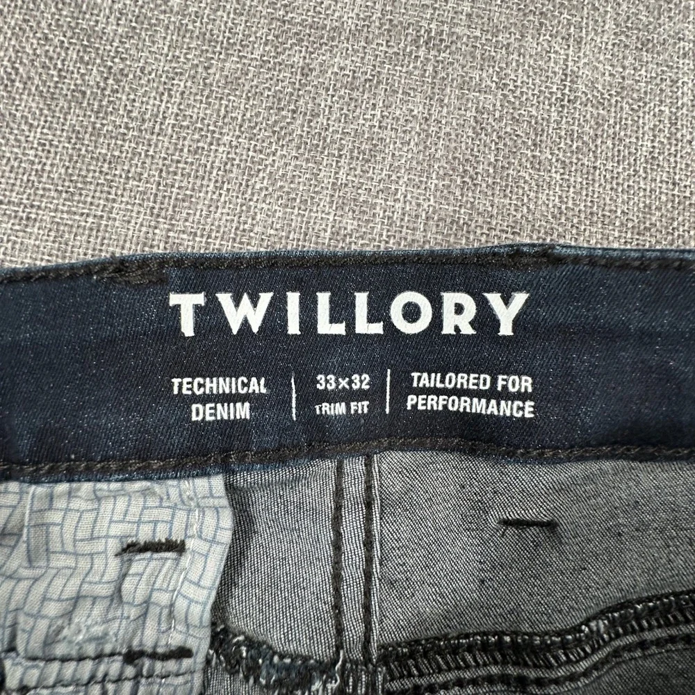 Twillory Technical Denim Jeans Mens 33x32 Dark Indigo Trim Fit Performance Tech